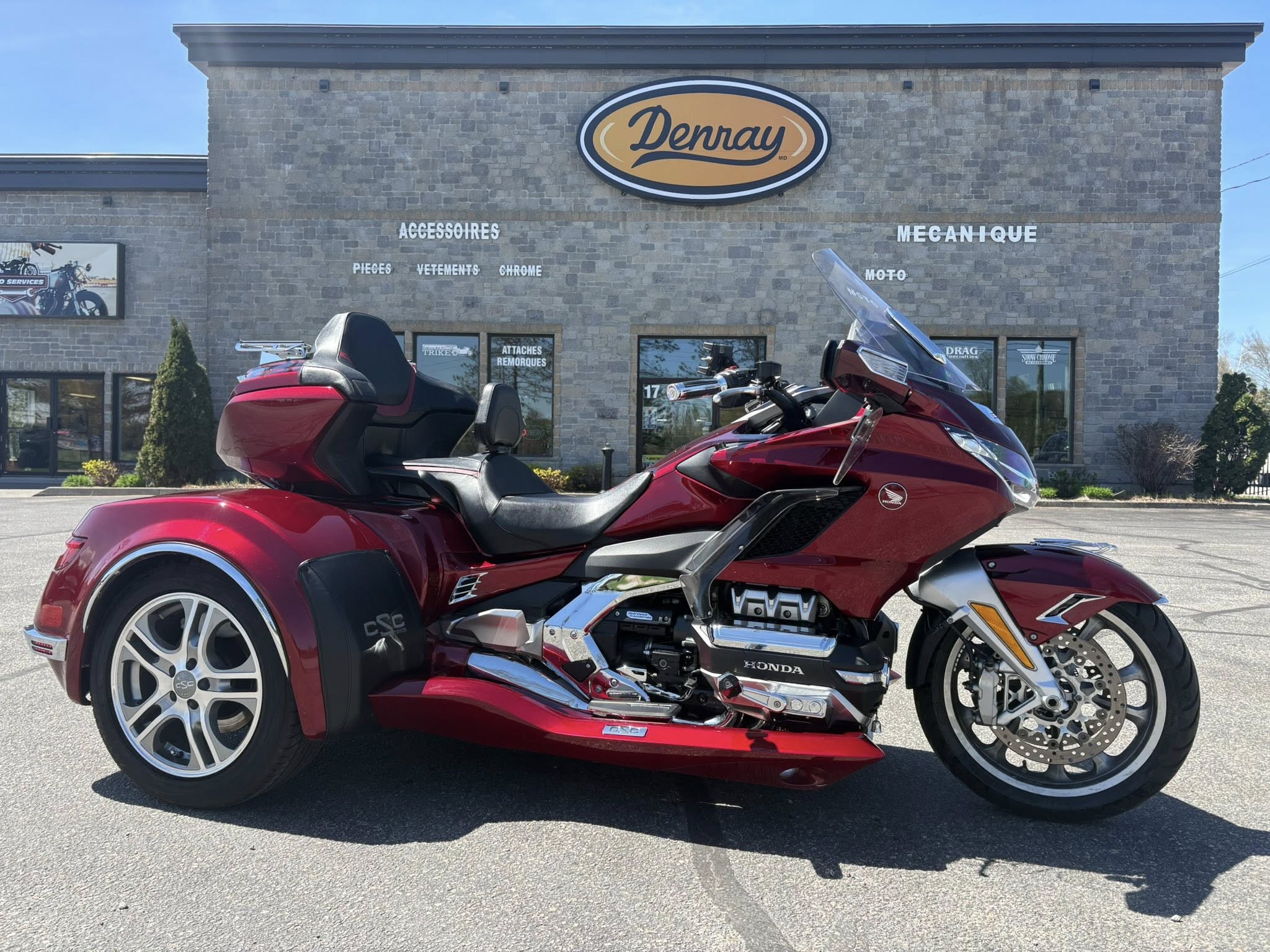 Trois-Roues Honda Goldwing 1800 2023 AUTOMATIQUE DCT - Conversion CSC 2024- Rouge 2 tons
