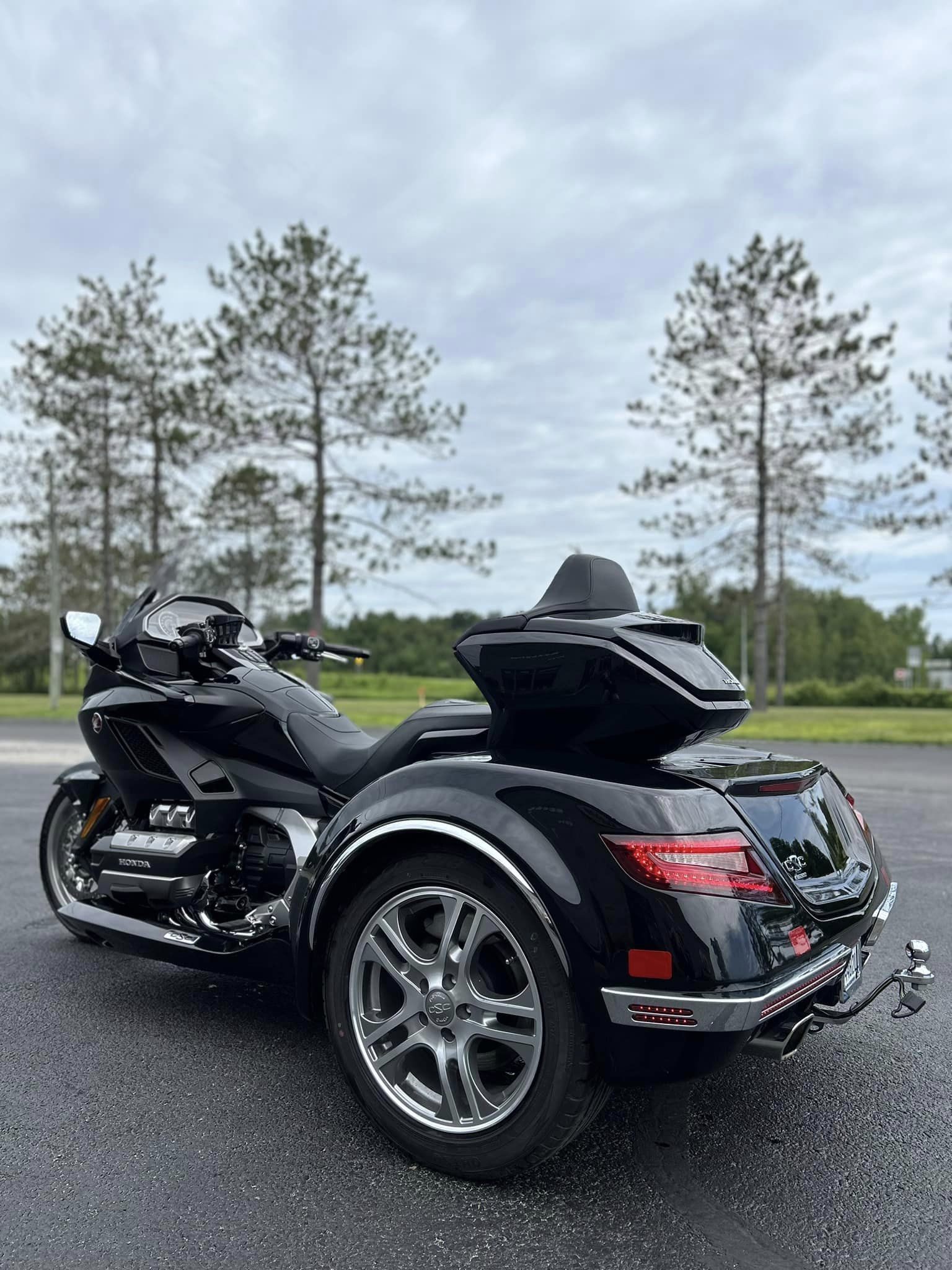 Honda GL1800 DCT automatique 2019-NOIR - Conversion CSC 2023 - Image 5
