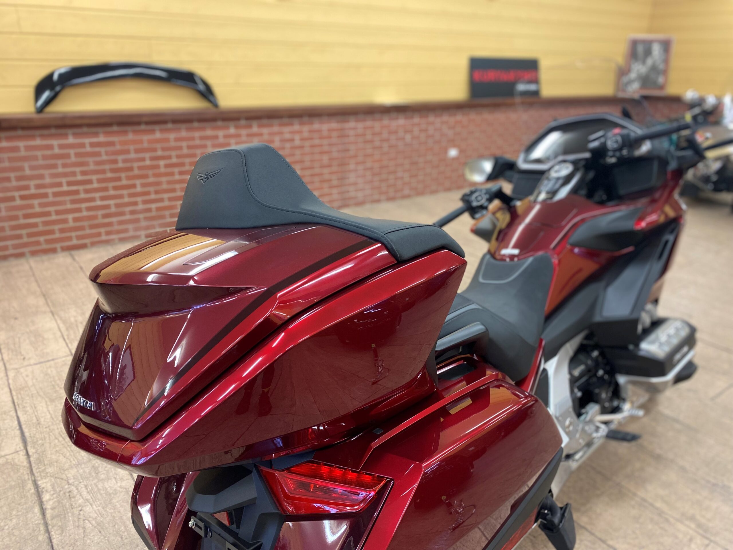 Honda Goldwing 1800 2023 dct AUTOMATIC black NEW CONVERSION CSC (Copie) - Image 5