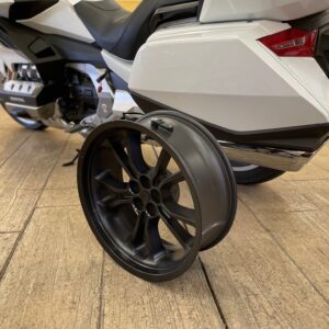 ROUE ARRIÈRE -NOIRE- GOLDWING GL1800 – 2018 ET +